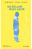 Un éclair bleu azur